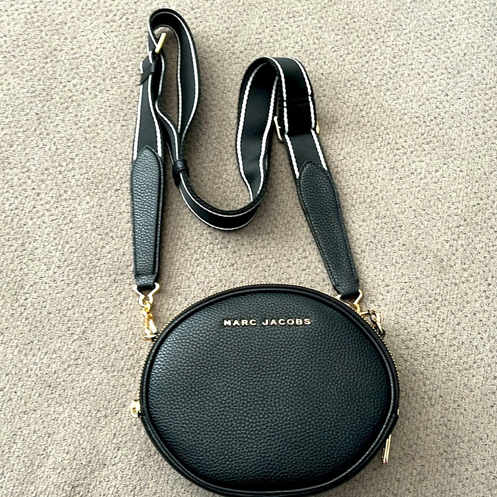 New Marc Jacob’s leather crossbody bag